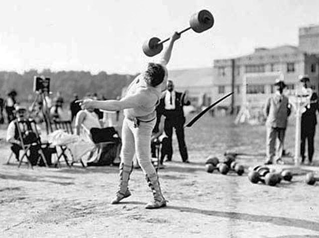 olympic one arm dumbbell lift