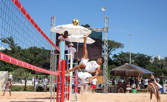 footvolley kick