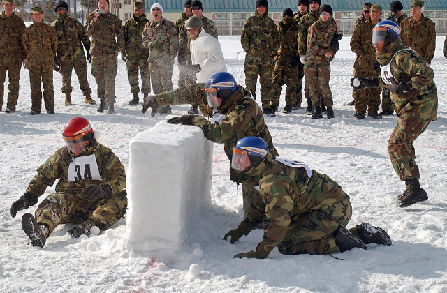 Yukigassen played by us marine corps members 