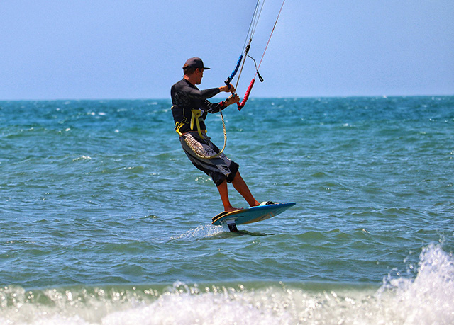 kite foil boarding