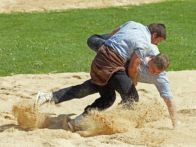 Swiss folk wrestling style